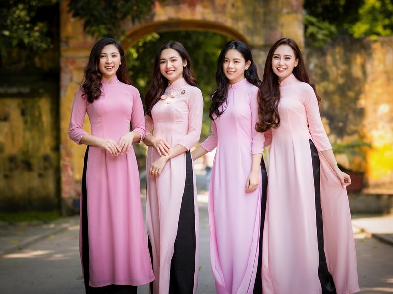 Áo dài Việt Nam
